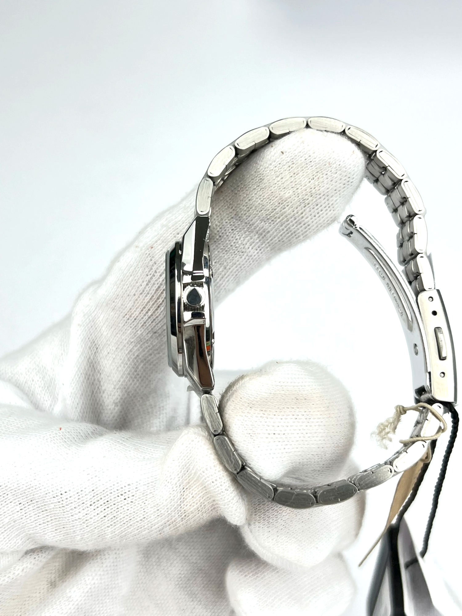 3-cdedfd6b-e656-44d7-b33d-4023d545cac1