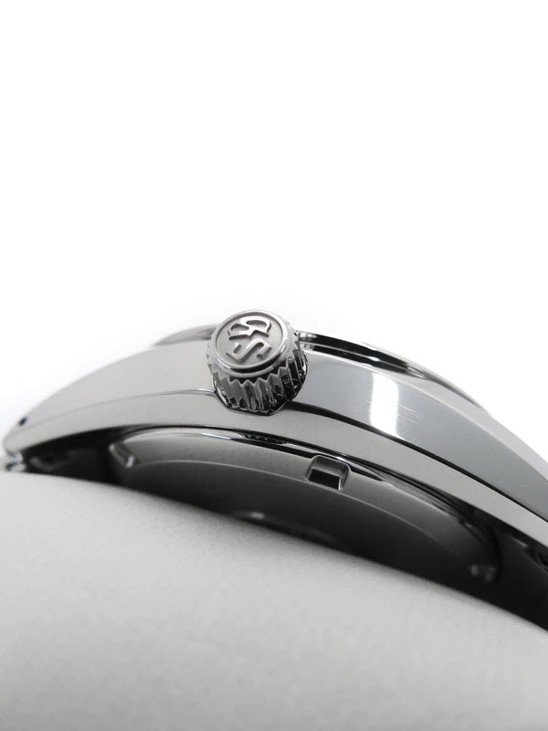 4-b114a914-df1a-4b7b-84f3-840edd661ada