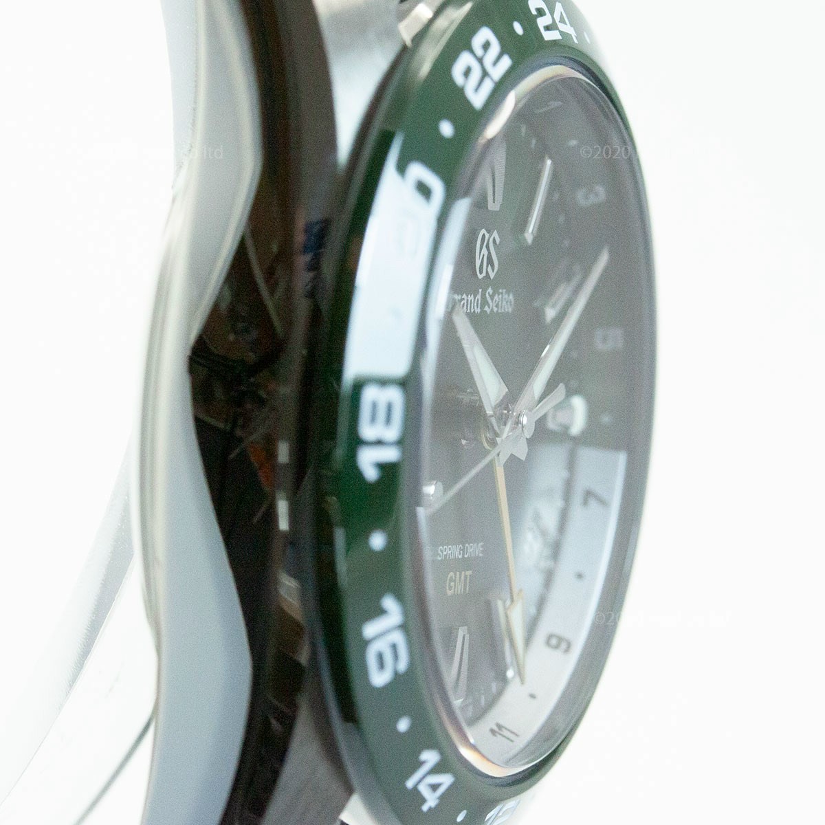 5-161ef9a4-112e-4834-b4ad-553be4d54dce