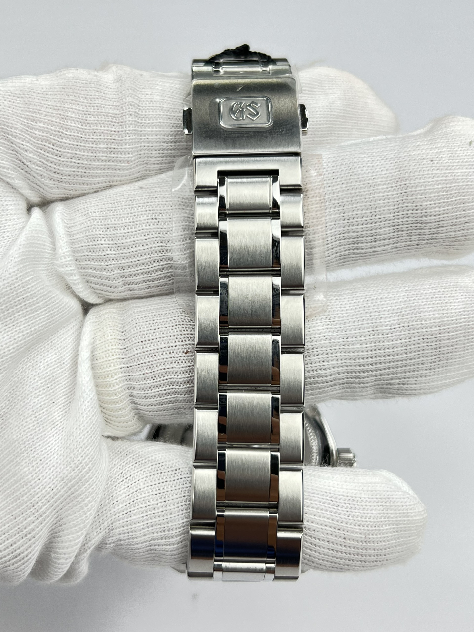 55-5f8d905a-ad54-4ec1-b8f0-47fe897dd8d0