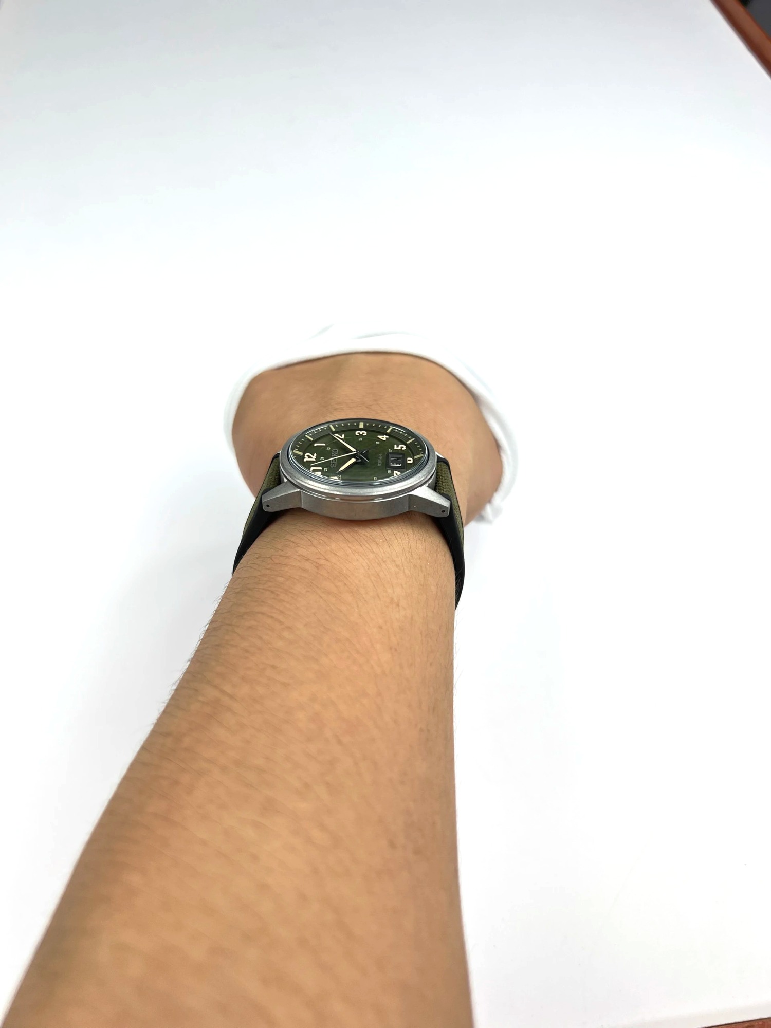 6-374e03c3-d910-4c79-b0c9-e3bfef2c8513